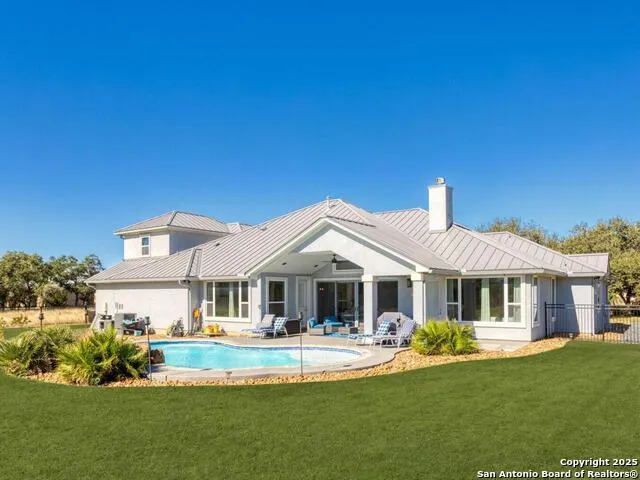 795 MAXIMINO RIDGE RD Bulverde, TX 78163