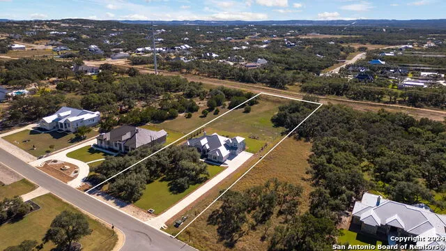 795 MAXIMINO RIDGE RD Bulverde, TX 78163