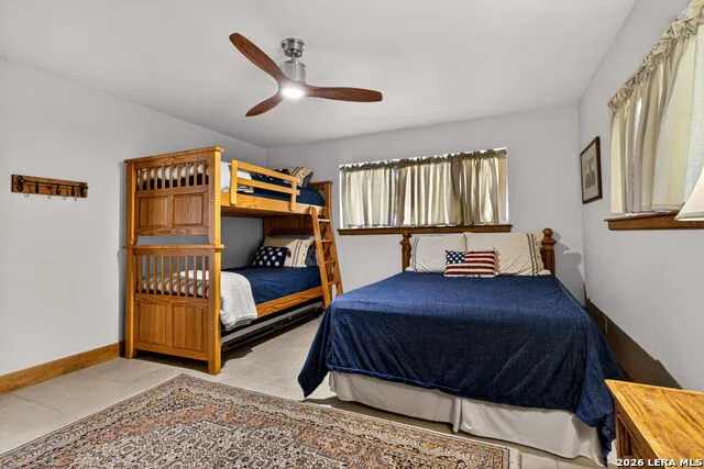 704 GOLDEN BEACH DR Buchanan Dam, TX 78609