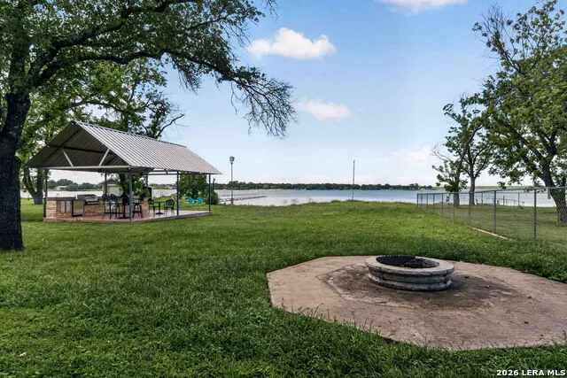 704 GOLDEN BEACH DR Buchanan Dam, TX 78609
