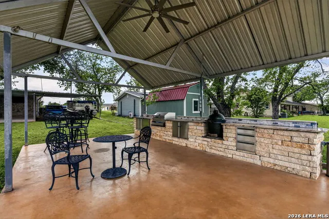 704 GOLDEN BEACH DR Buchanan Dam, TX 78609