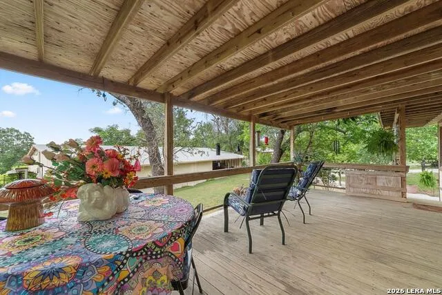 305 E Silver Hills Rd. Kerrville, TX 78028