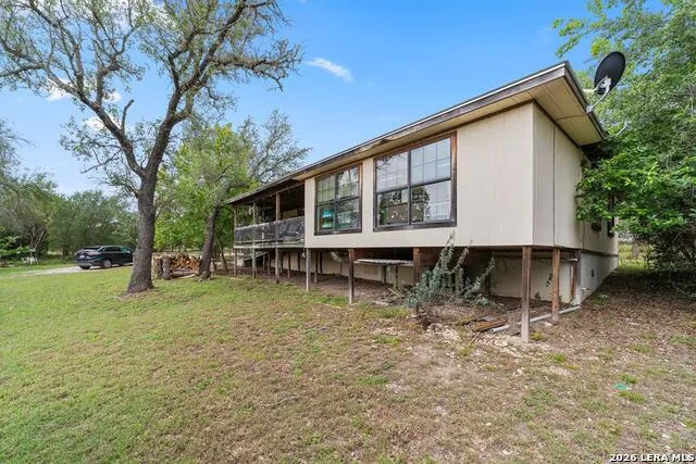 305 E Silver Hills Rd. Kerrville, TX 78028