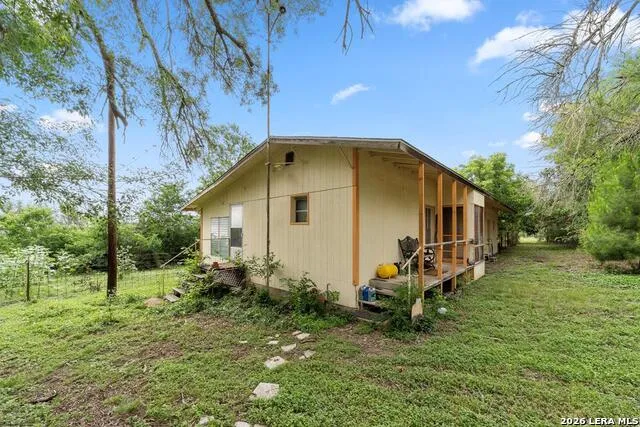 305 E Silver Hills Rd. Kerrville, TX 78028