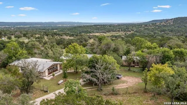 305 E Silver Hills Rd. Kerrville, TX 78028