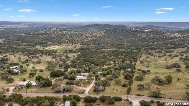 305 E Silver Hills Rd. Kerrville, TX 78028