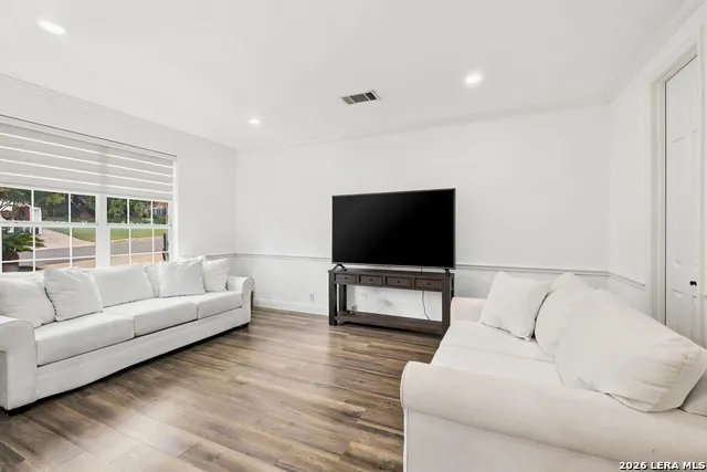 13126 Spring Run Helotes, TX 78023