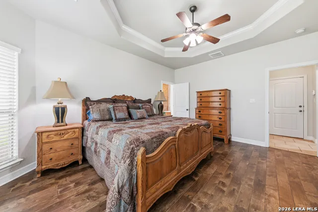 1211 MOSSY HOLLOW Spring Branch, TX 78070