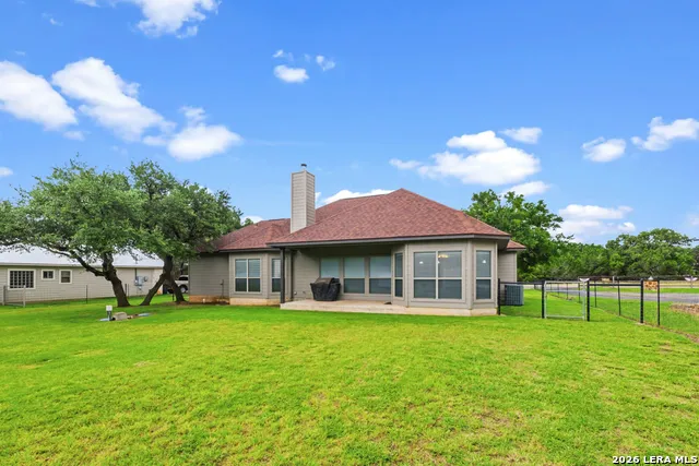 1211 MOSSY HOLLOW Spring Branch, TX 78070