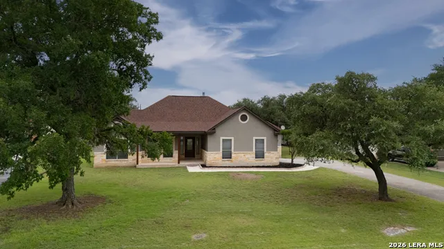 1211 MOSSY HOLLOW Spring Branch, TX 78070