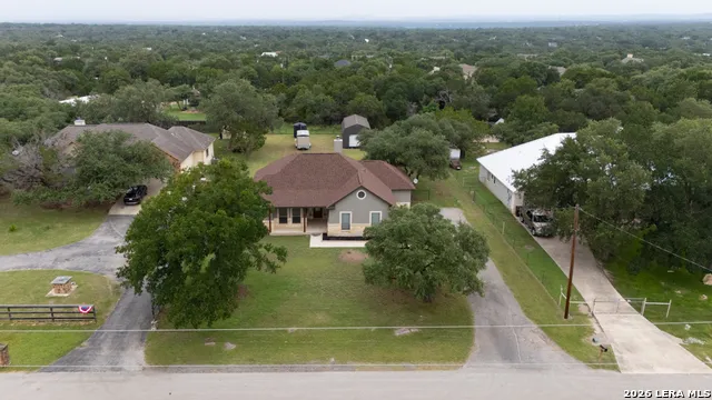 1211 MOSSY HOLLOW Spring Branch, TX 78070
