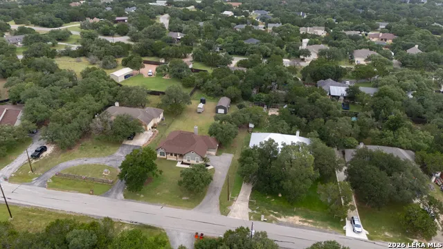 1211 MOSSY HOLLOW Spring Branch, TX 78070