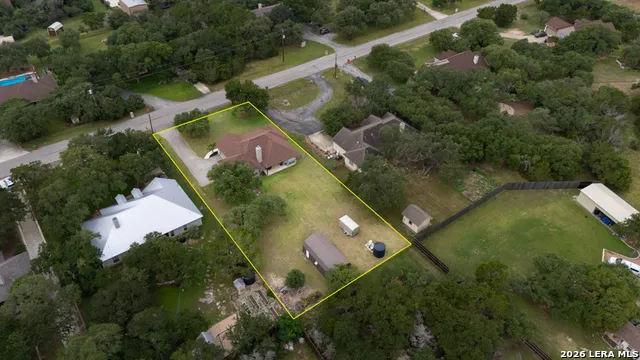 1211 MOSSY HOLLOW Spring Branch, TX 78070