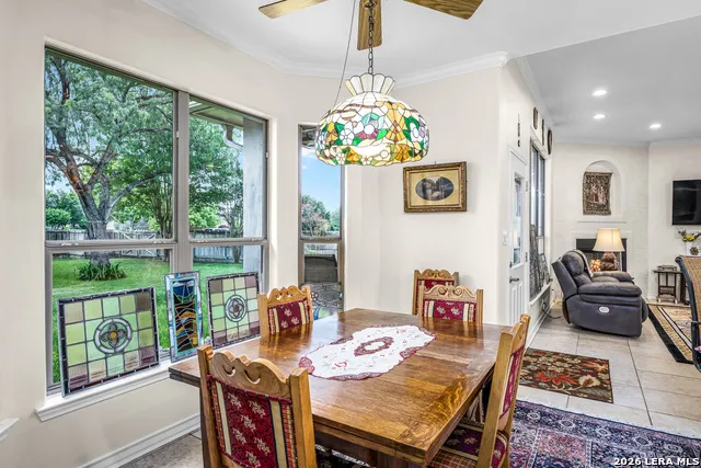 130 ROCK DOVE LN McQueeney, TX 78123