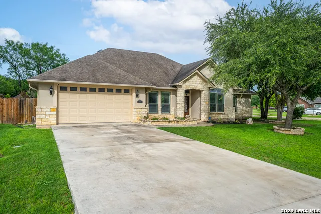 130 ROCK DOVE LN McQueeney, TX 78123