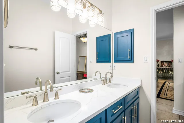 130 ROCK DOVE LN McQueeney, TX 78123