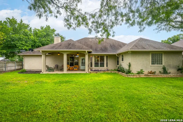 130 ROCK DOVE LN McQueeney, TX 78123