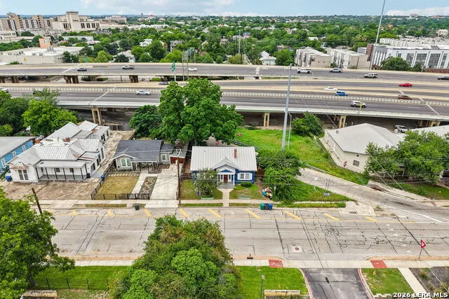 821 E QUINCY ST San Antonio, TX 78215