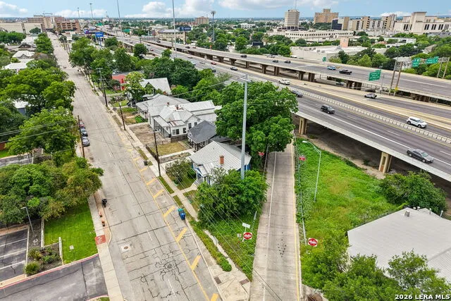 821 E QUINCY ST San Antonio, TX 78215