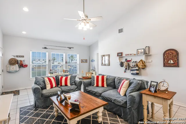 1901 S Station St #121 #121 Port Aransas, TX 78373
