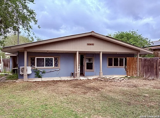 3233 Yucca Loop Eagle Pass, TX 78852