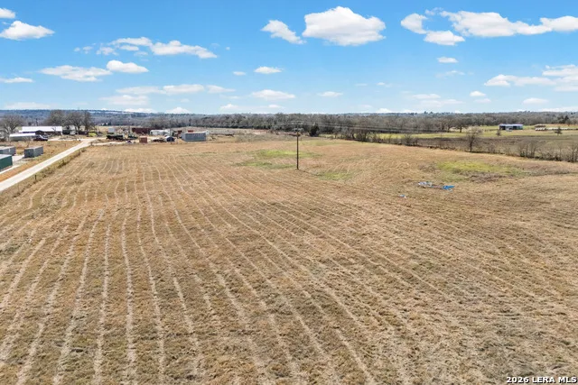 296 Blisard Rd Elgin, TX 78621