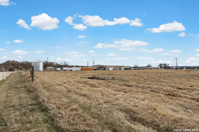 296 Blisard Rd Elgin, TX 78621