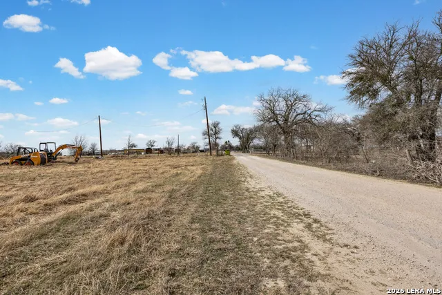 296 Blisard Rd Elgin, TX 78621