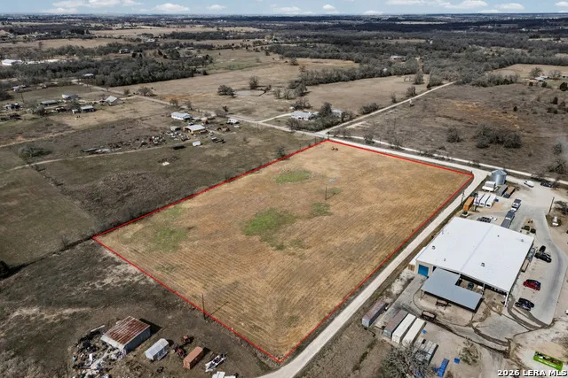 296 Blisard Rd Elgin, TX 78621