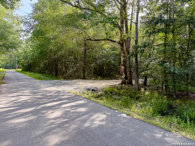 08 FM 787 Saratoga, TX 77585