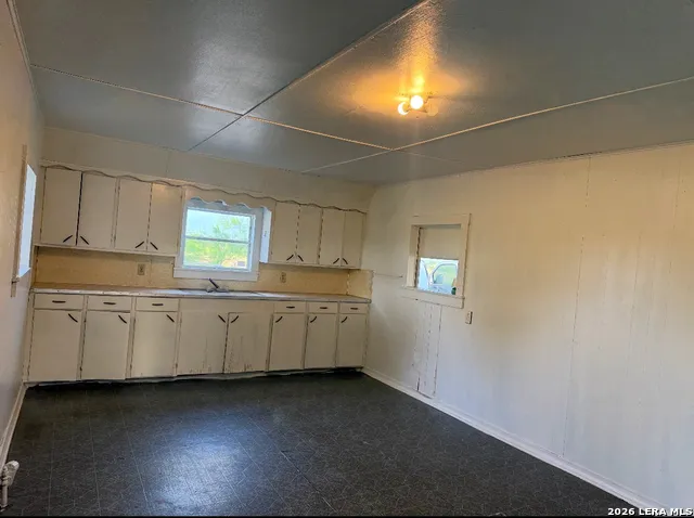 624 Berger Road Schulenburg, TX 78945