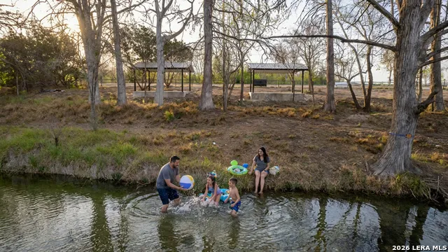 226 Whitetail Way Rio Frio, TX 78879