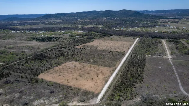 100 Whitetail Way Rio Frio, TX 78879