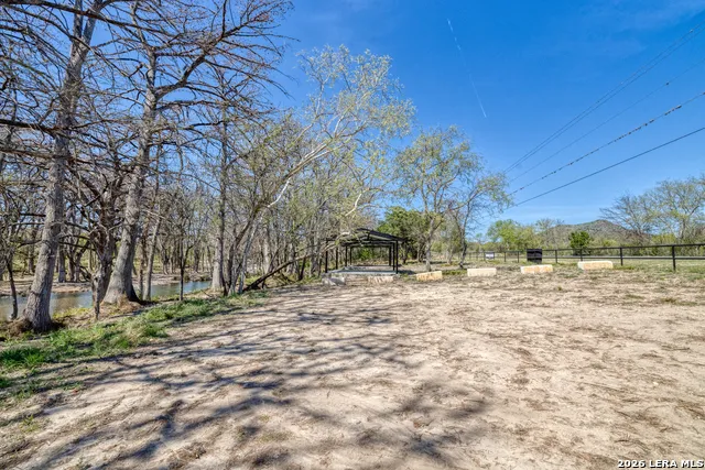 100 Whitetail Way Rio Frio, TX 78879