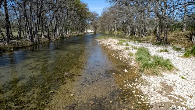 100 Whitetail Way Rio Frio, TX 78879