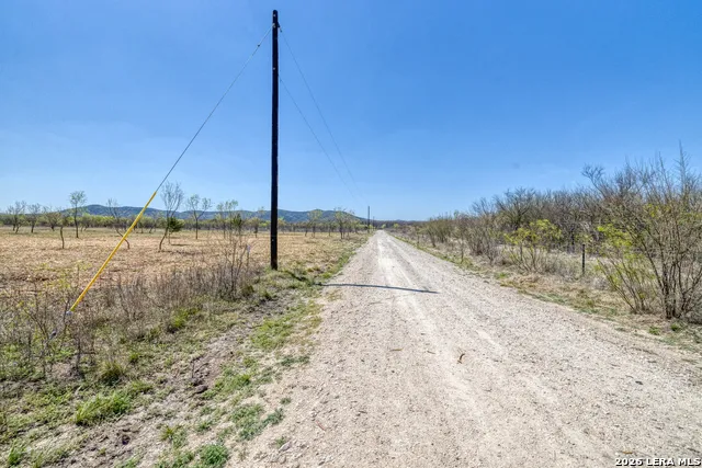 290 Whitetail Way Rio Frio, TX 78879