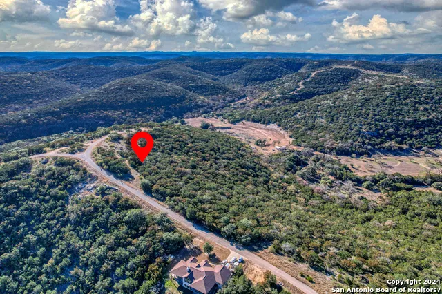 558 S Ridge Dr Concan, TX 78838