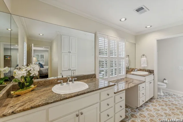 106 MORNINGSIDE DR Terrell Hills, TX 78209