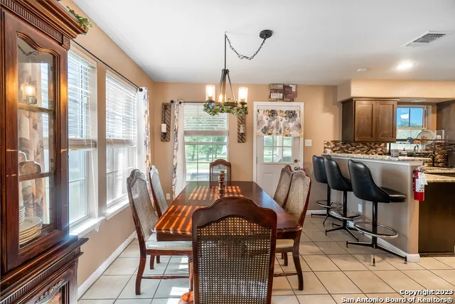 90 NINE PATCH DR Poteet, TX 78065