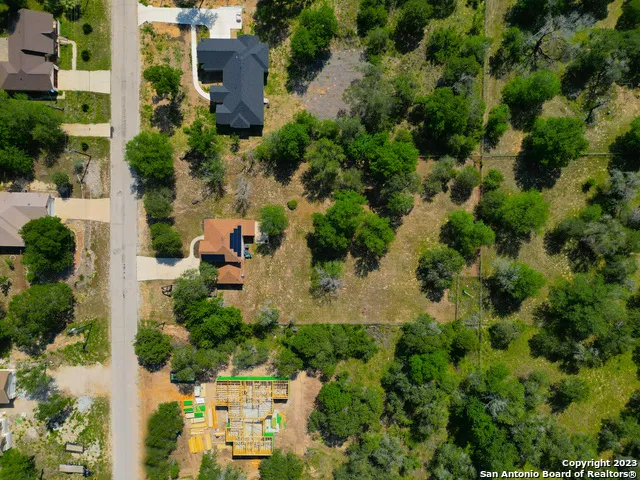 90 NINE PATCH DR Poteet, TX 78065