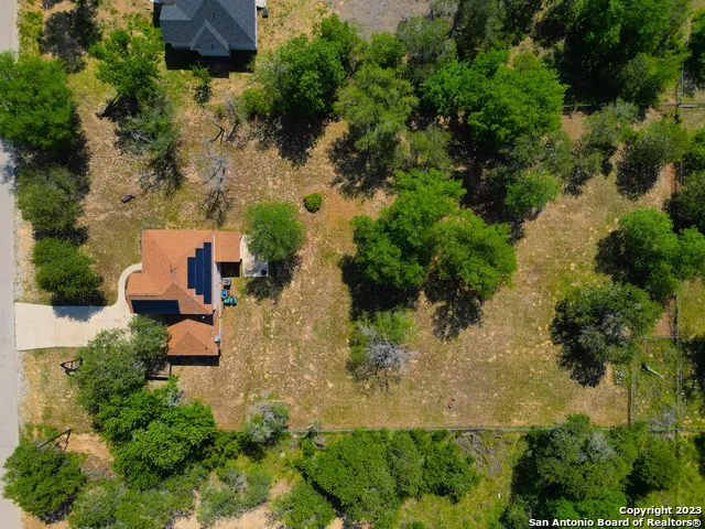 90 NINE PATCH DR Poteet, TX 78065