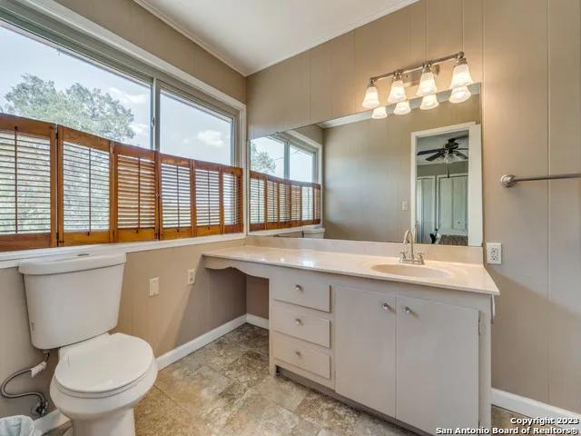1660 MCIVER Canyon Lake, TX 78133
