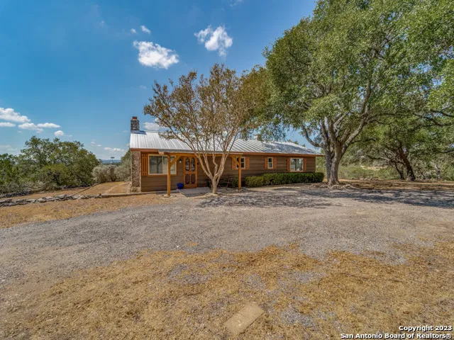 1660 MCIVER Canyon Lake, TX 78133