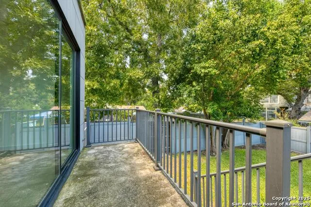 119 Marcia Alamo Heights, TX 78209