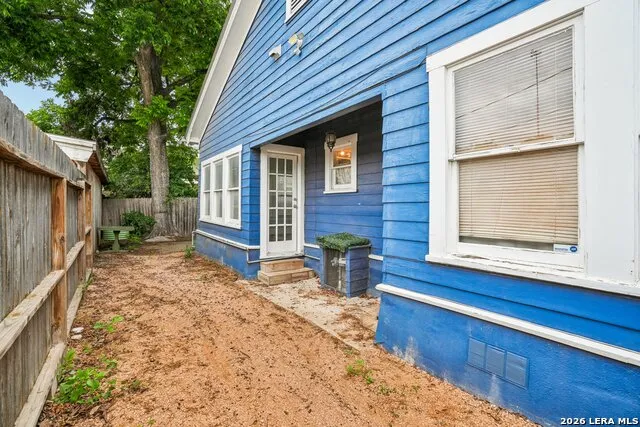 821 E QUINCY ST San Antonio, TX 78215