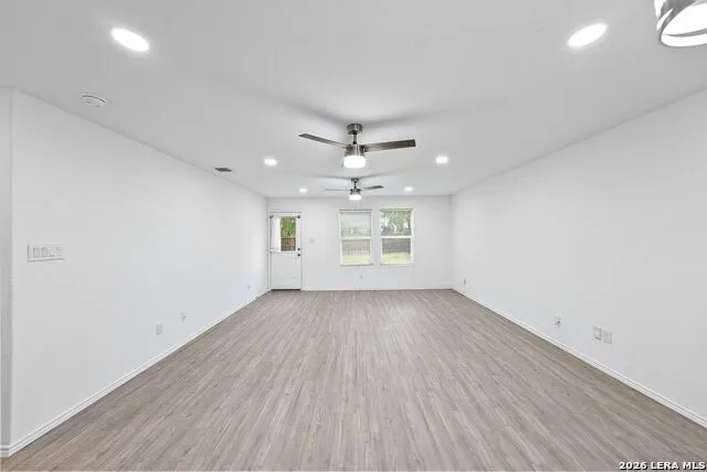 5927 Mohave Valley San Antonio, TX 78242