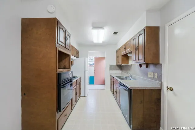 130 Algarita Rd San Marcos, TX 78666