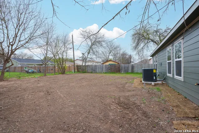 1143 Magnolia Unit A Seguin, TX 78155