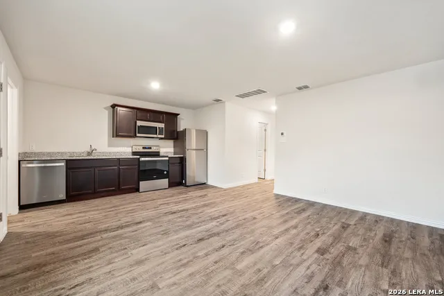 1143 Magnolia Unit A Seguin, TX 78155