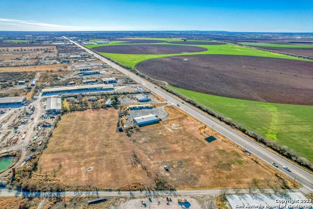 0 E HWY 90 Uvalde, TX 78801